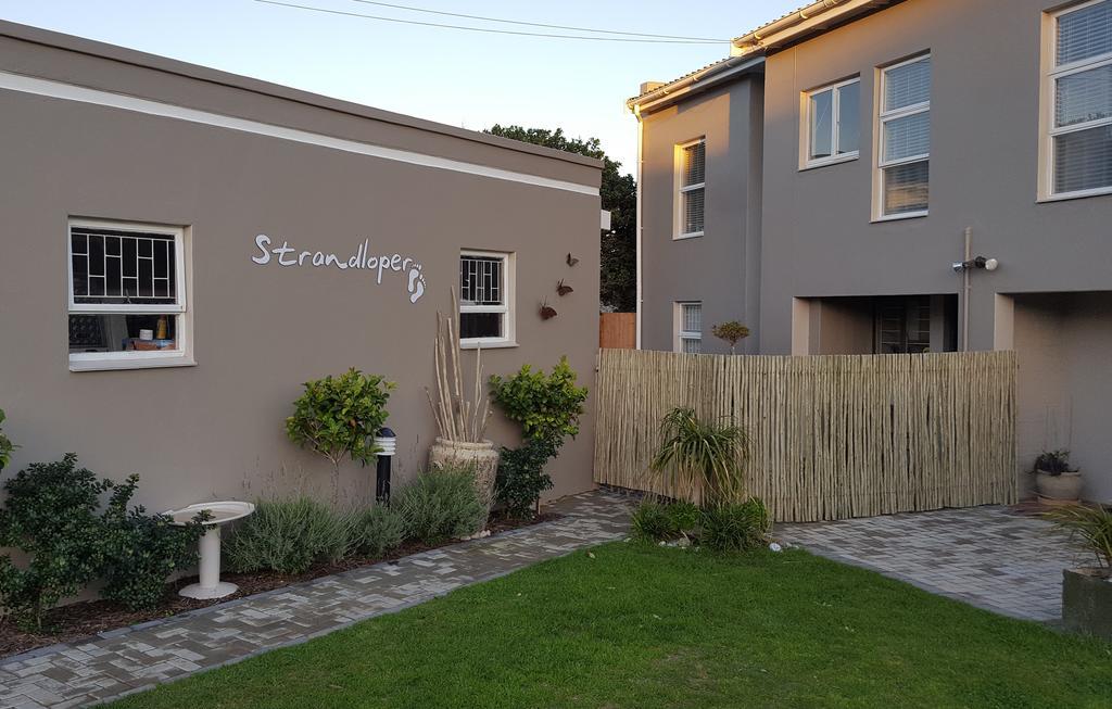 Strandloper Apartments Hermanus Extérieur photo